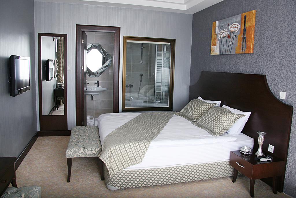 Asrin Park Hotel & Spa Convention Center Анкара Екстериор снимка