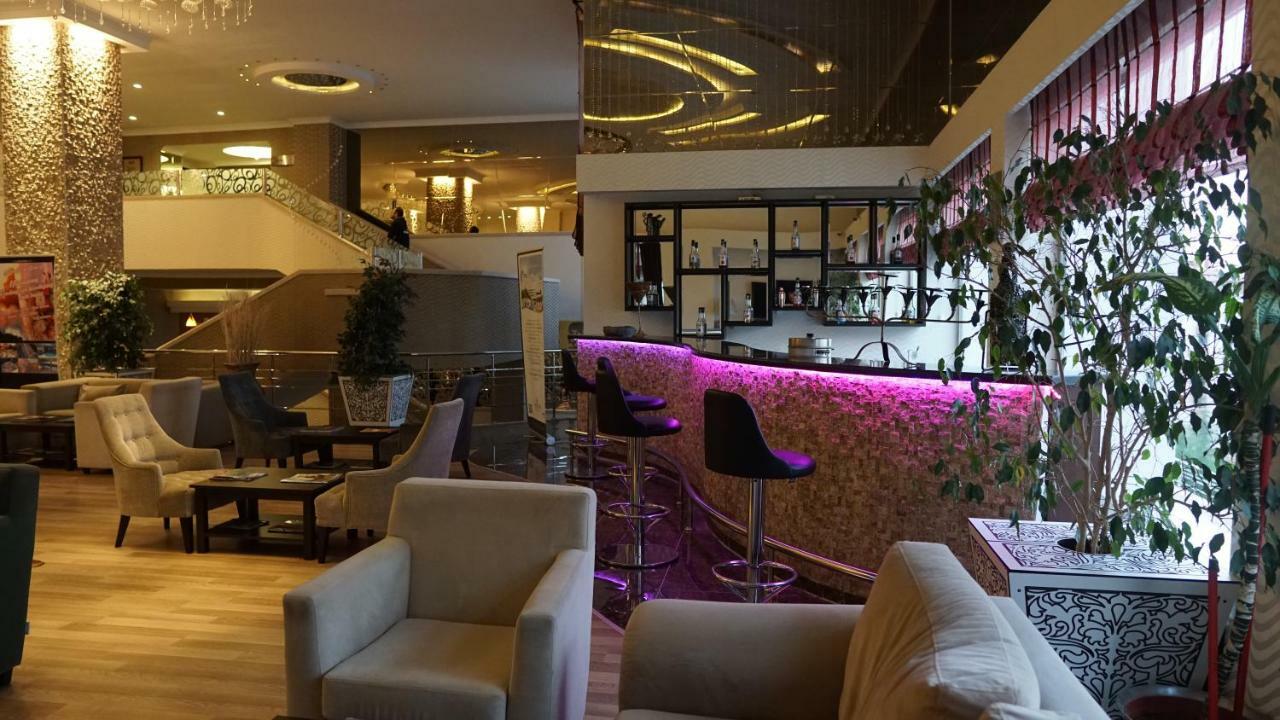 Asrin Park Hotel & Spa Convention Center Анкара Екстериор снимка